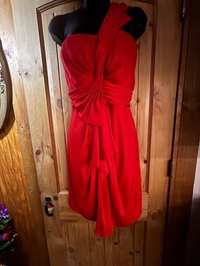BCBGMaxAzria Red One-Shoulder Pleated Waist Cocktail Dress